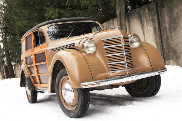 "Москвич 400-422" / "Moskwitch 400-422". 1954 г.